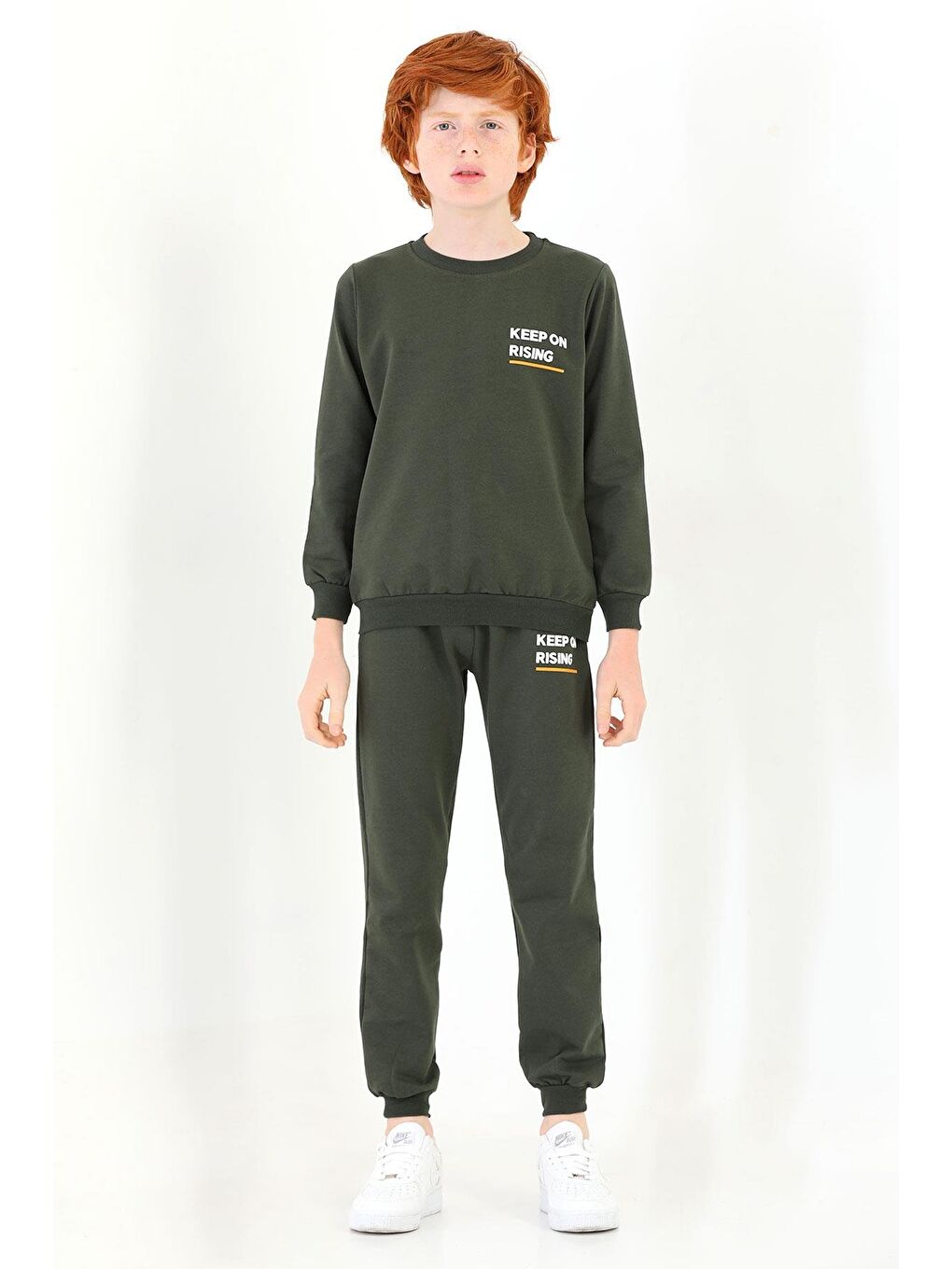Bisiklet Yaka Uzun Kol Keep On Rısıng Baskılı Haki Renk Erkek Çocuk Esofman Takım-1