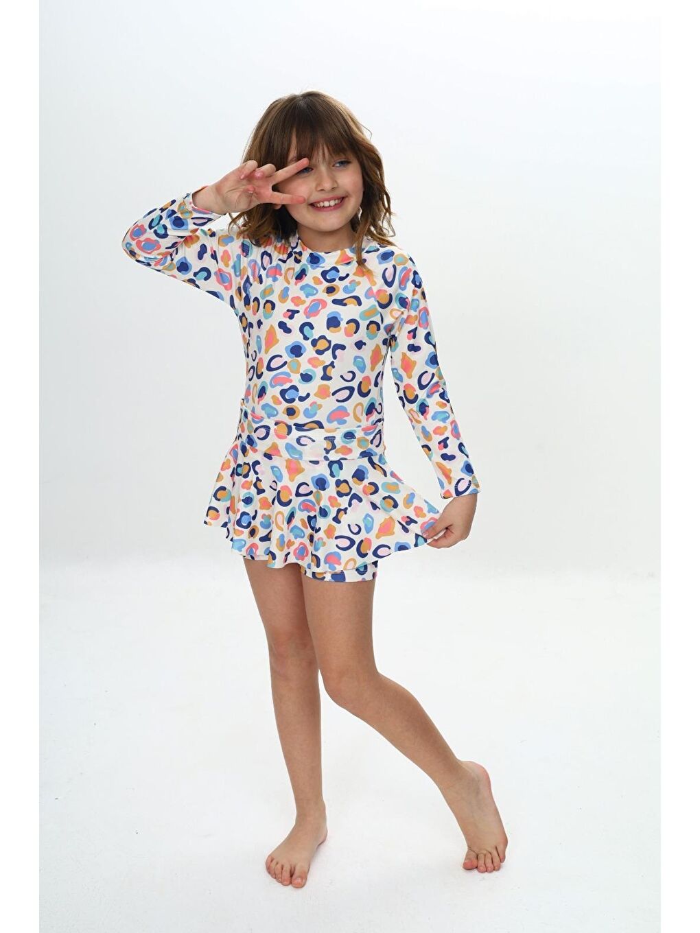 Beyaz Kız Çocuk Şort Etekli Uzun Kollu Mayo Takımı 3-10 Yaş 12226-1