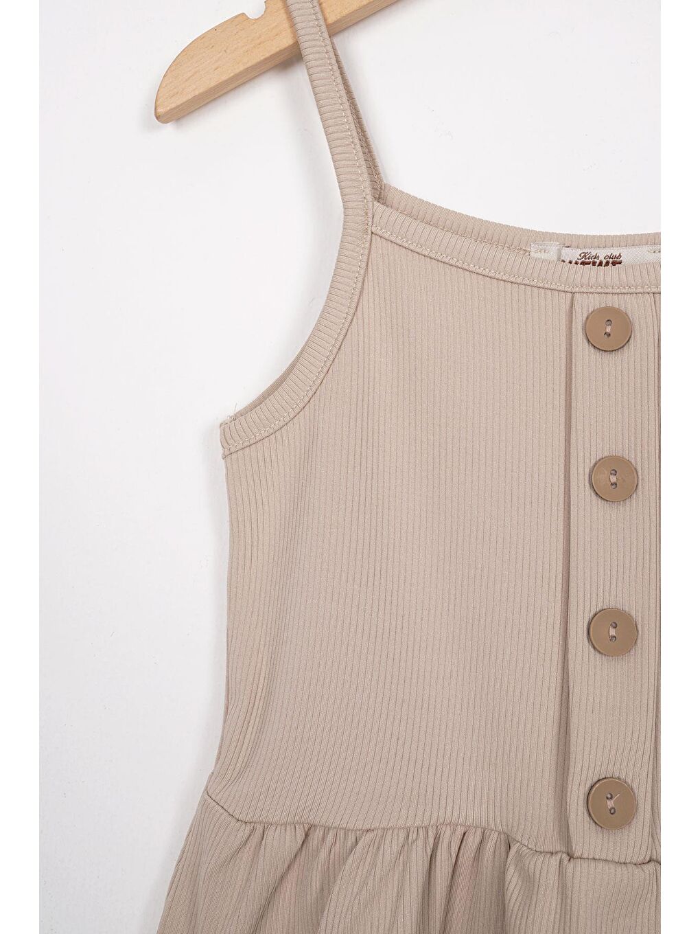Düğme Detaylı Bej Renk Kız Çocuk Şortlu Takım-1