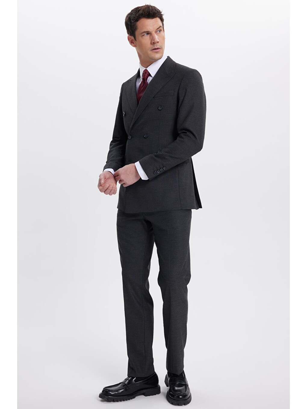 Erkek Slim Fit Sivri Yaka Çizgili Kapaklı Cepli Antrasit Takım Elbise-3