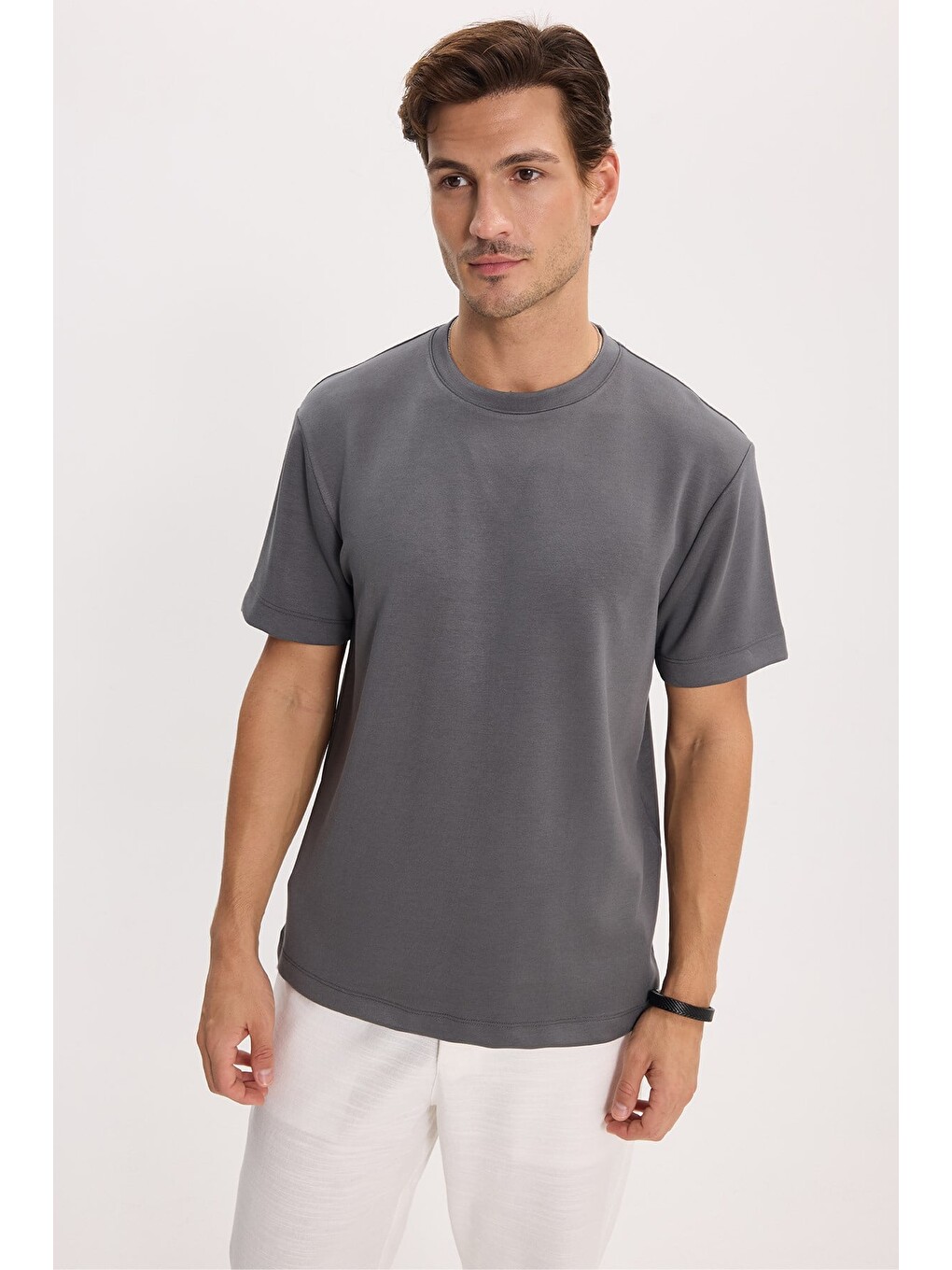 Erkek Regular Fit Rahat Kesim Ekstra Soft Modal Kumaş Bisiklet Yaka Kısa Kollu Gri Tişört-7