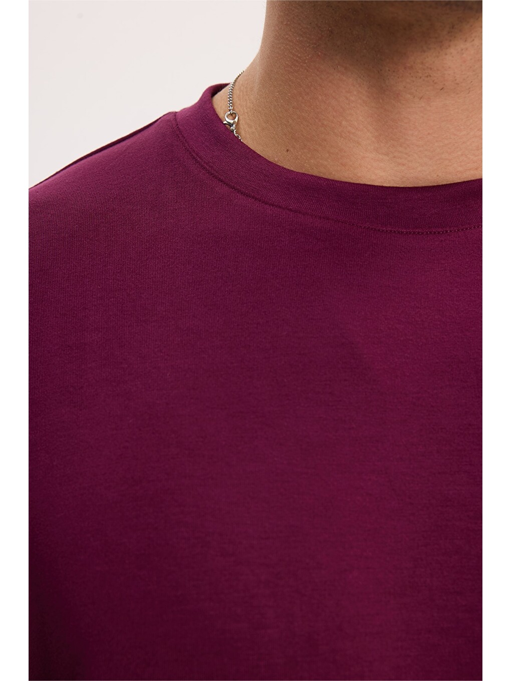 Erkek Regular Fit Rahat Kesim Ekstra Soft Modal Kumaş Bisiklet Yaka Kısa Kollu Bordo Tişört-5