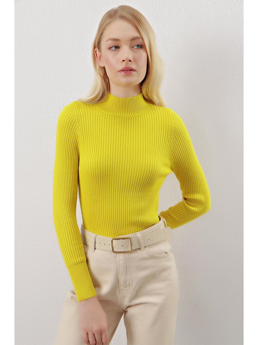 Yağ Yeşili Yarım Balıkçı Yaka Fitilli Basic Body Triko Kazak