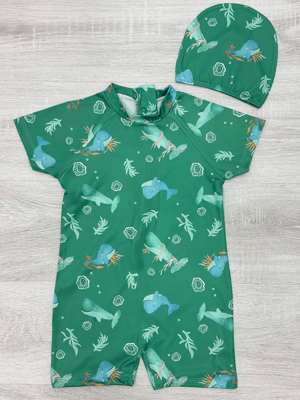 Yeşil Erkek Çocuk Boneli Mayo Takımı (Tulum Mayo+Bone) 2-8 Yaş 12219