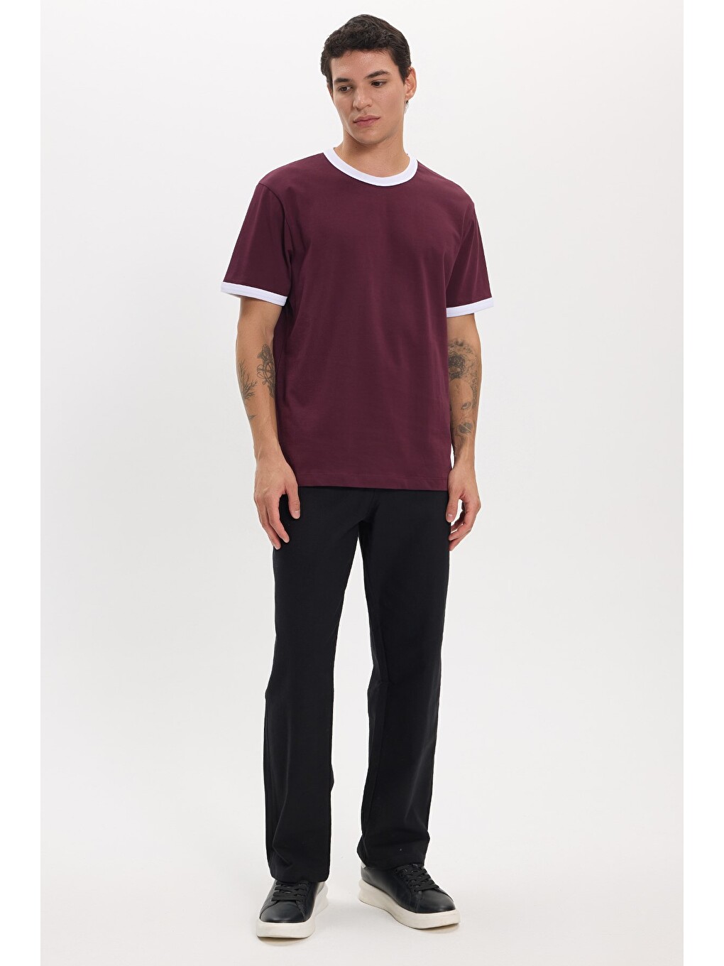 Erkek Regular Fit Klasik Kesim %100 Pamuk Kısa Kollu Bisiklet Yaka Bordo Tişört-1