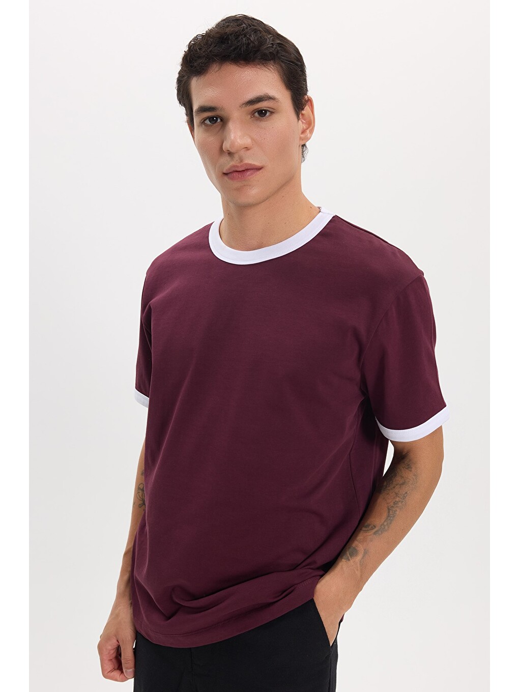 Erkek Regular Fit Klasik Kesim %100 Pamuk Kısa Kollu Bisiklet Yaka Bordo Tişört-6