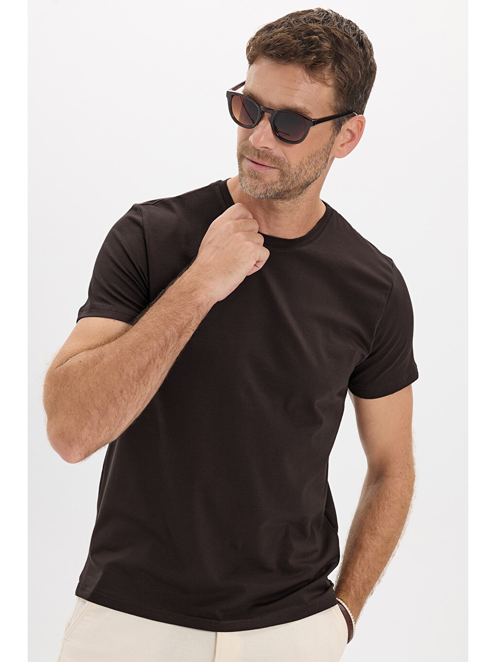 Erkek Slim Fit Dar Kesim Pamuklu Yumuşak Doku Esnek Kumaş Basic Kahverengi Bisiklet Yaka Tişört-2