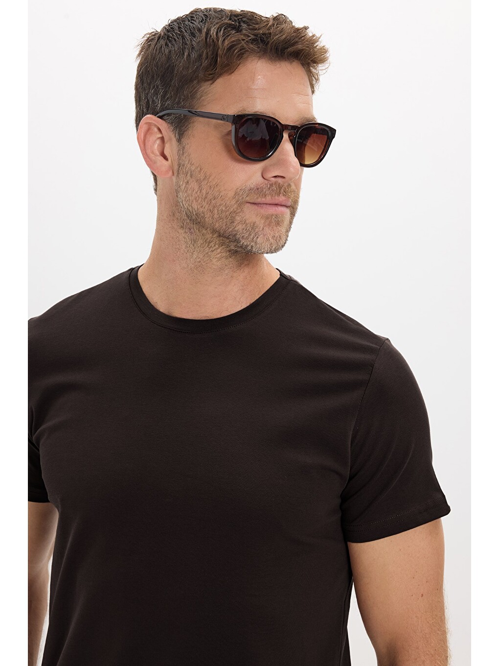 Erkek Slim Fit Dar Kesim Pamuklu Yumuşak Doku Esnek Kumaş Basic Kahverengi Bisiklet Yaka Tişört-7