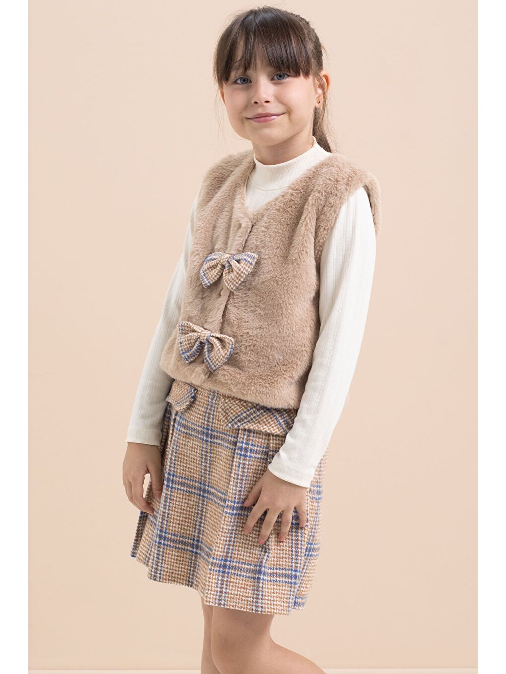 Kahverengi Kız Çocuk Pelüş Yelekli Ekose Desenli Şort Etekli 3lü Takım 21526-3