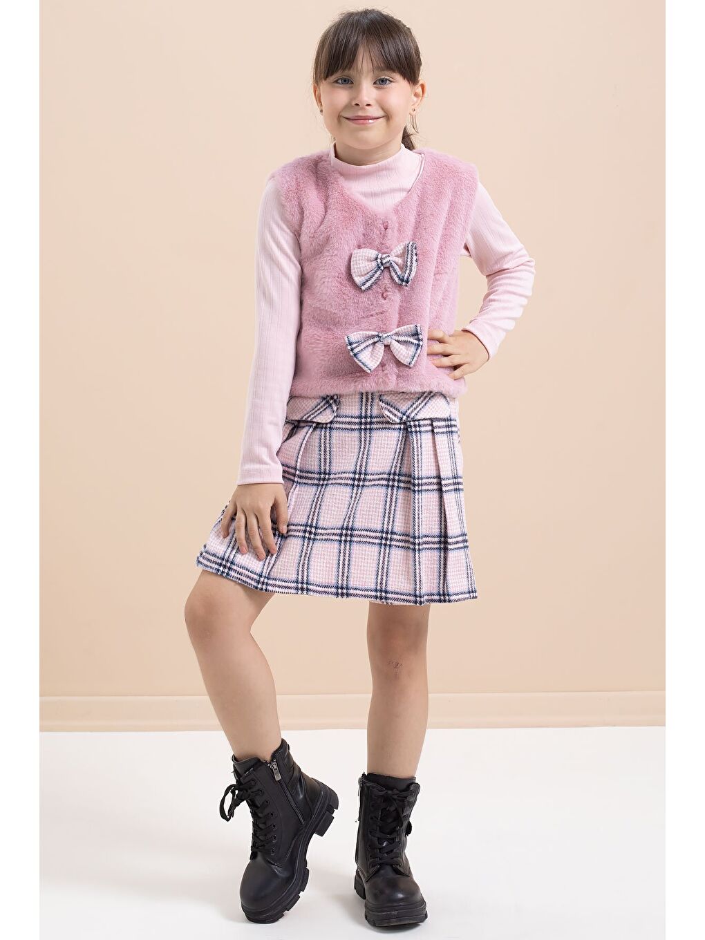 Pembe Kız Çocuk Pelüş Yelekli Ekose Desenli Şort Etekli 3lü Takım 21525