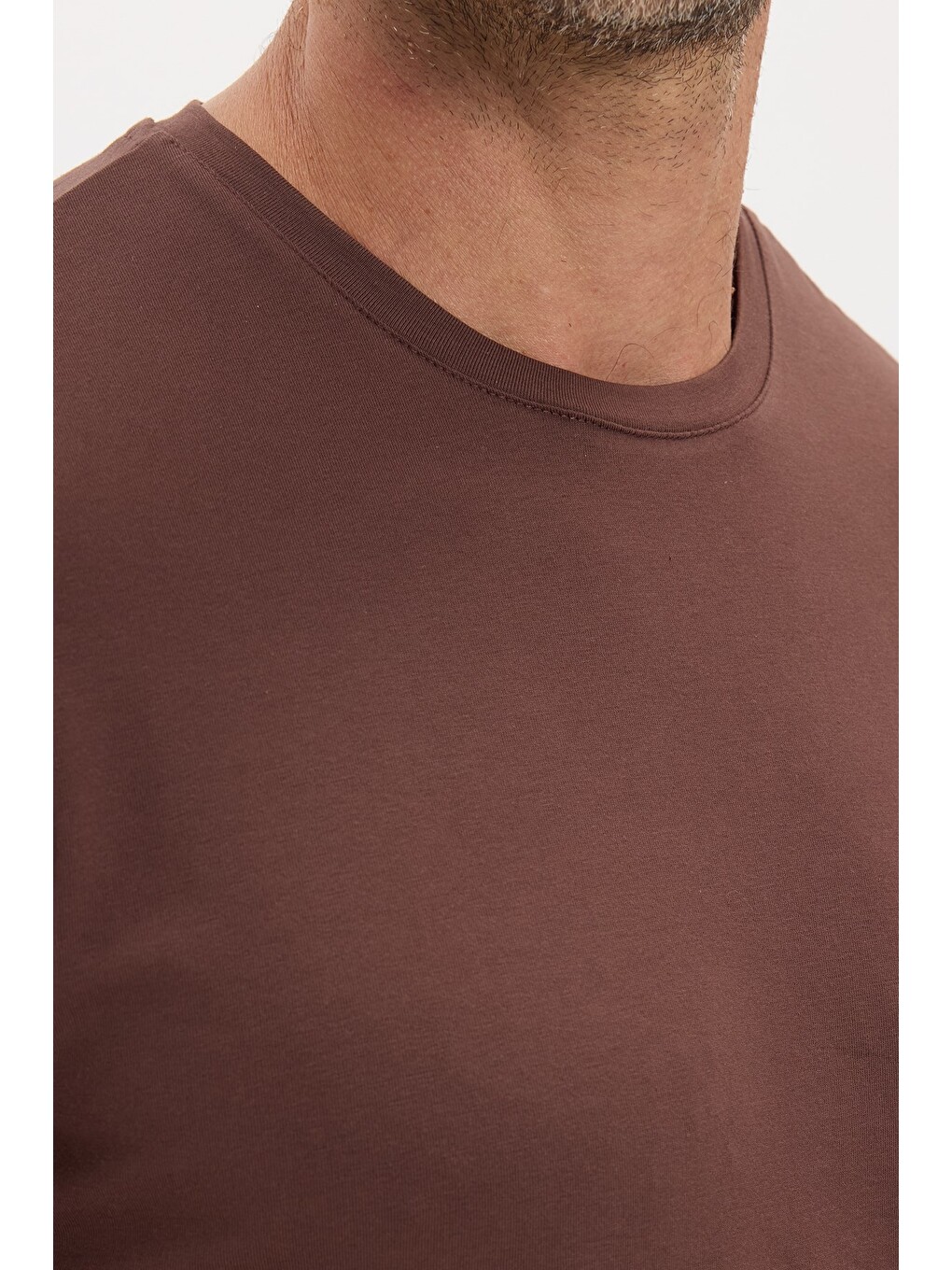 Erkek Slim Fit Dar Kesim Pamuklu Yumuşak Doku Esnek Kumaş Basic Kahverengi Bisiklet Yaka Tişört-4