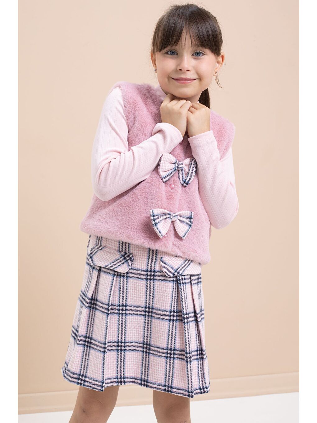 Pembe Kız Çocuk Pelüş Yelekli Ekose Desenli Şort Etekli 3lü Takım 21525-2