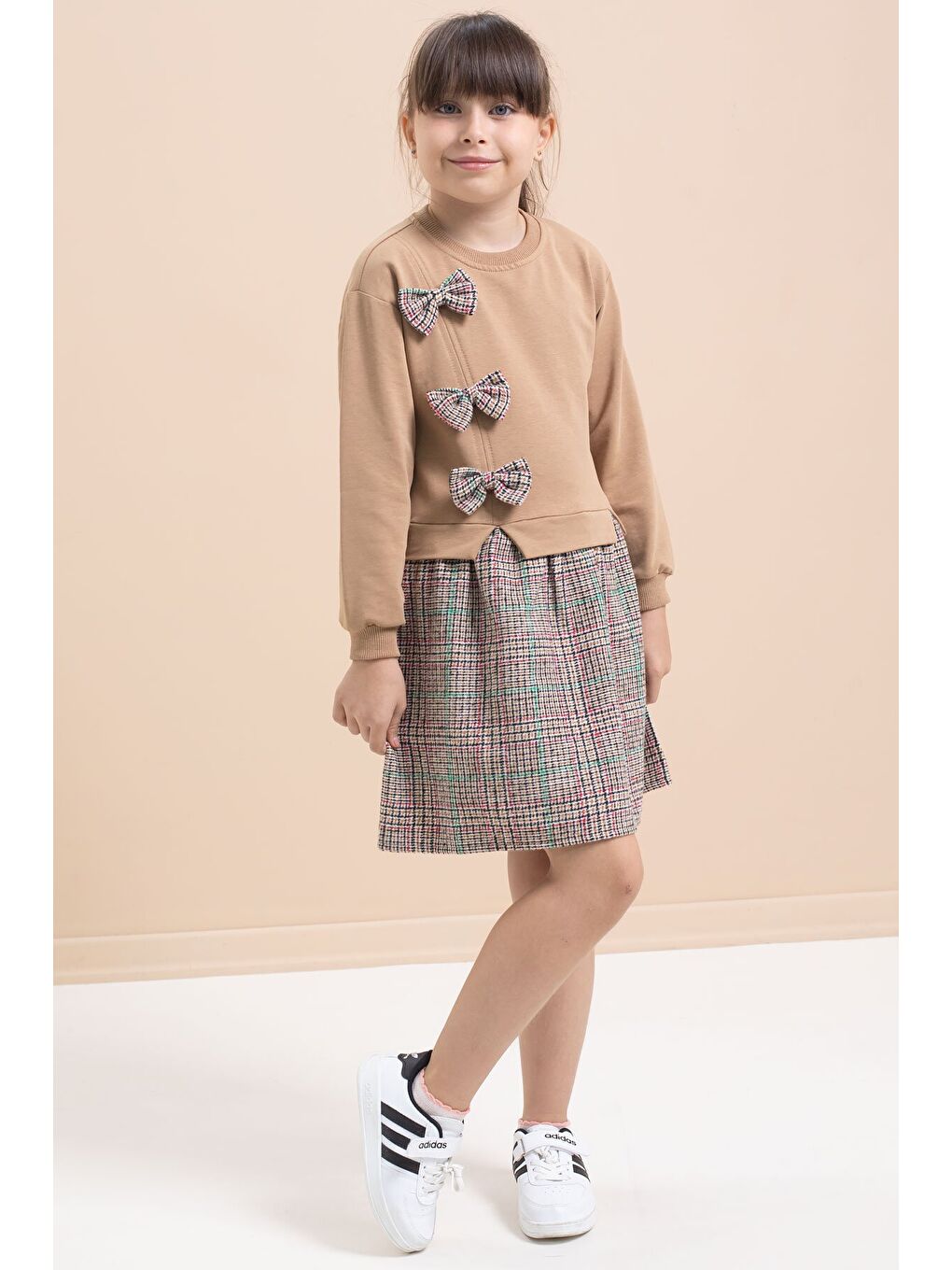 Kahverengi Kız Çocuk Fiyonk Detaylı Ekose Etekli Elbise 21534-3