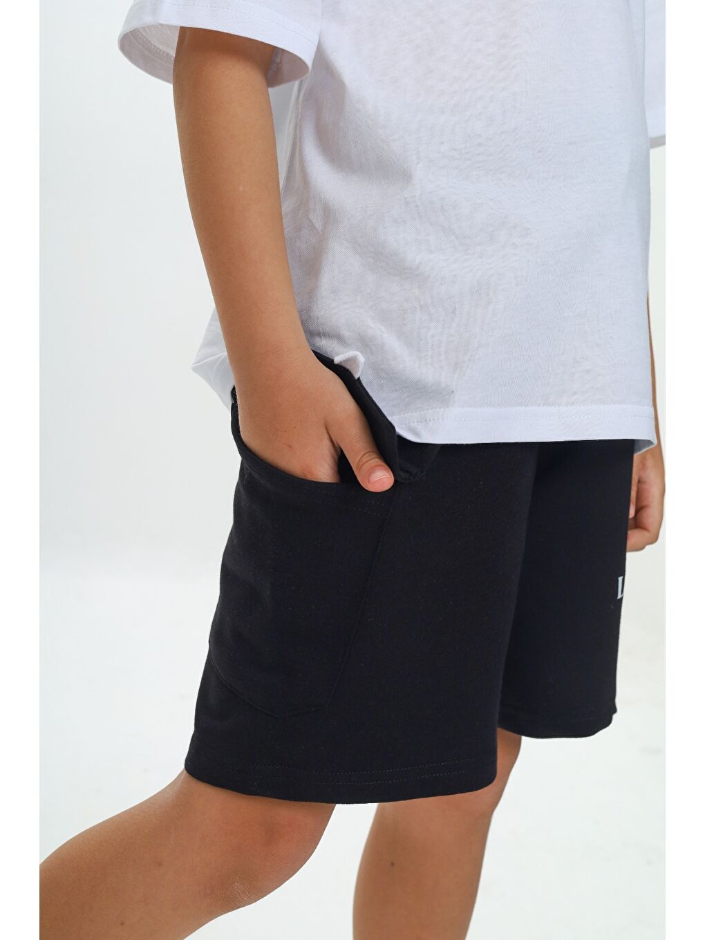 Beyaz Erkek Çocuk Smile Yazı Baskılı Şortlu Takım-3