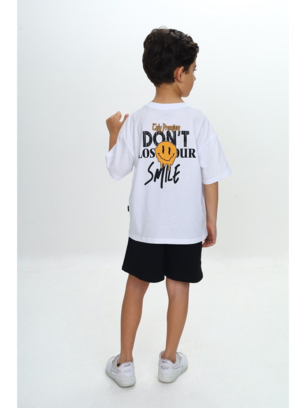 Beyaz Erkek Çocuk Smile Yazı Baskılı Şortlu Takım-4