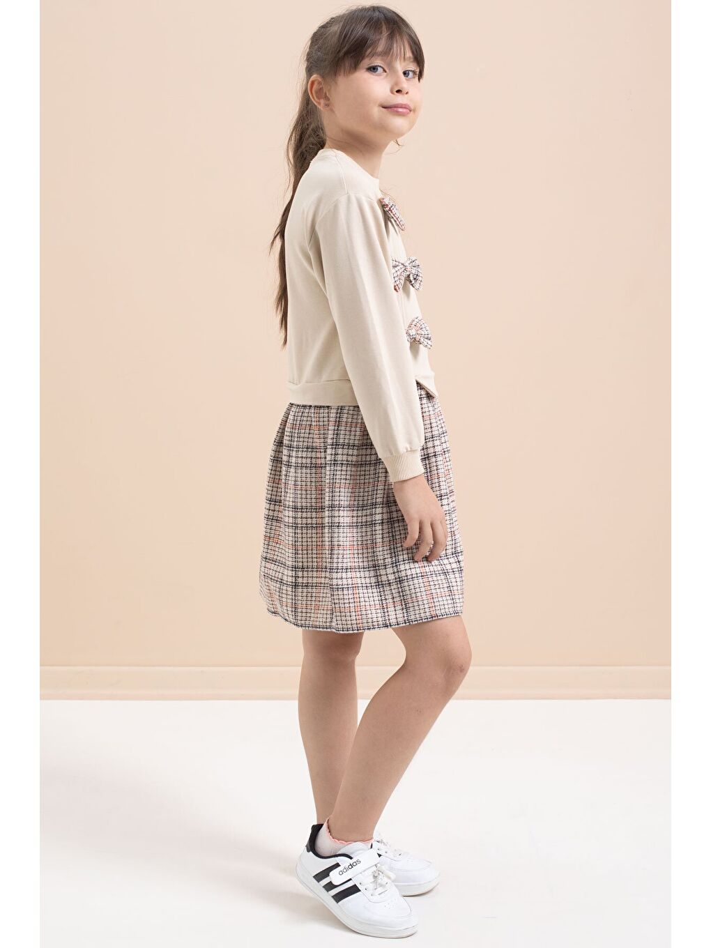 Bej Kız Çocuk Fiyonk Detaylı Ekose Etekli Elbise 21535-2