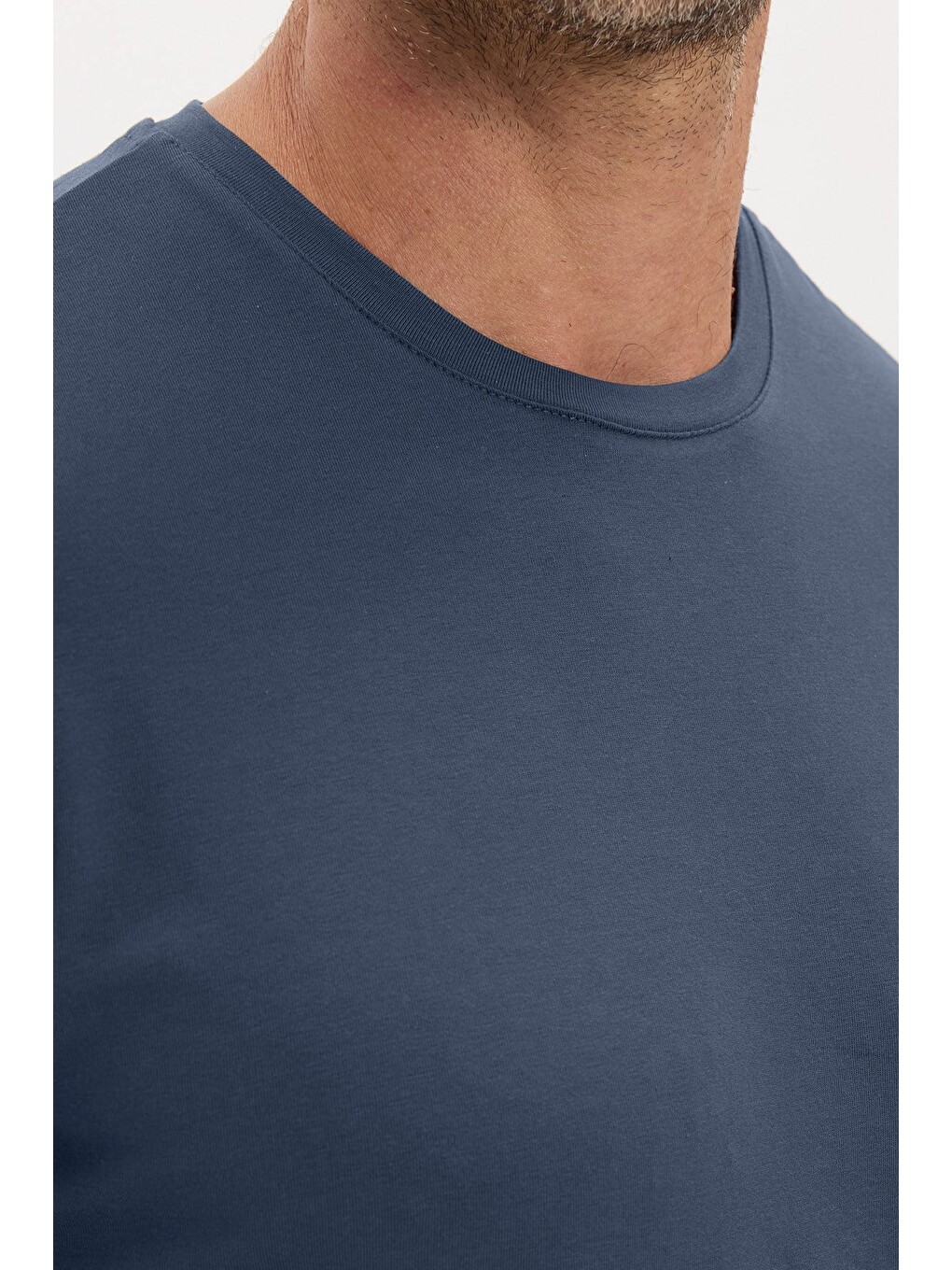 Erkek Slim Fit Dar Kesim Pamuklu Yumuşak Doku Esnek Kumaş Basic İndigo Bisiklet Yaka Tişört-4
