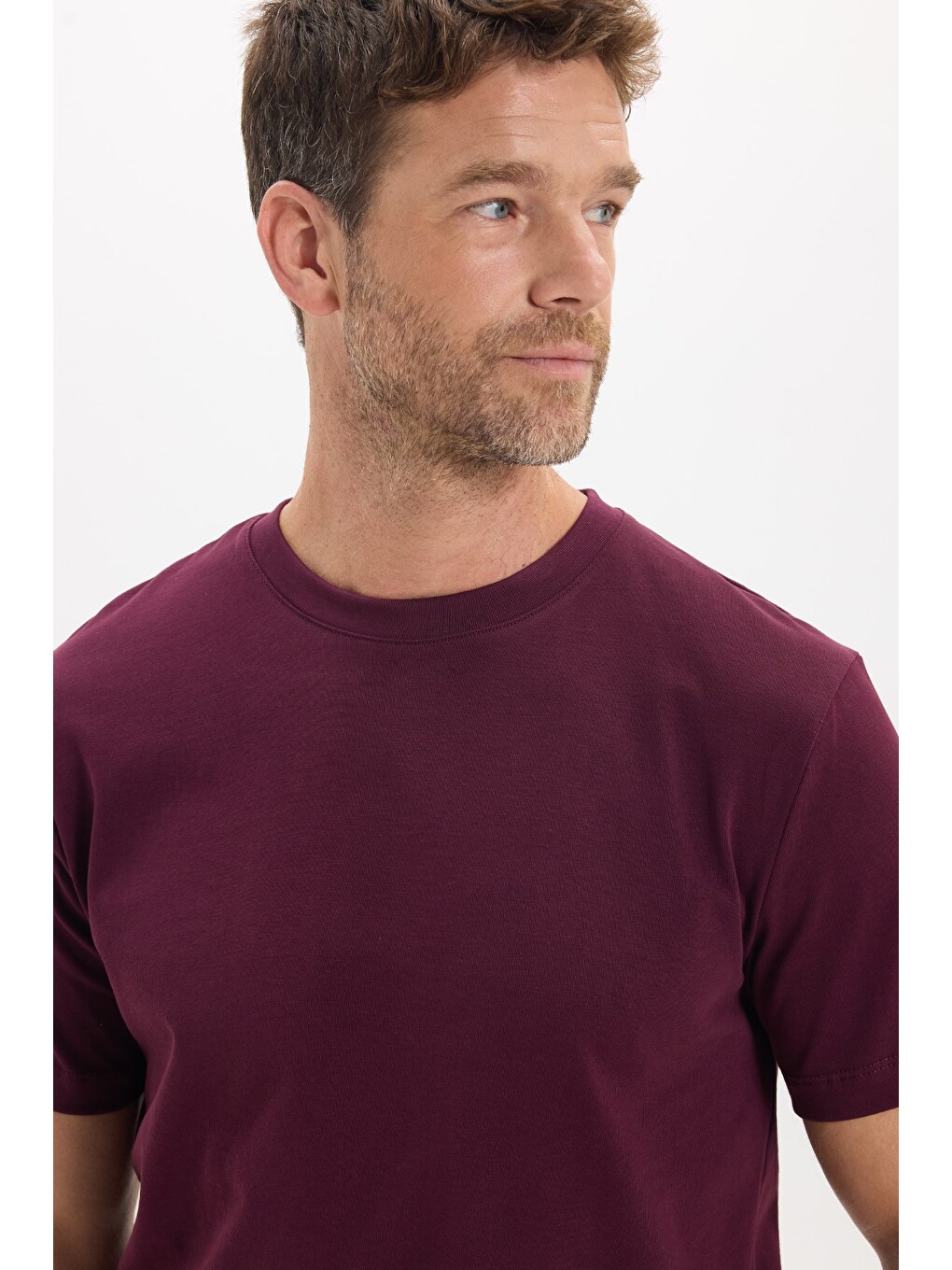 Unisex Regular Fit Rahat Kesim %100 Pamuk Bisiklet Yaka Bordo Tişört-3