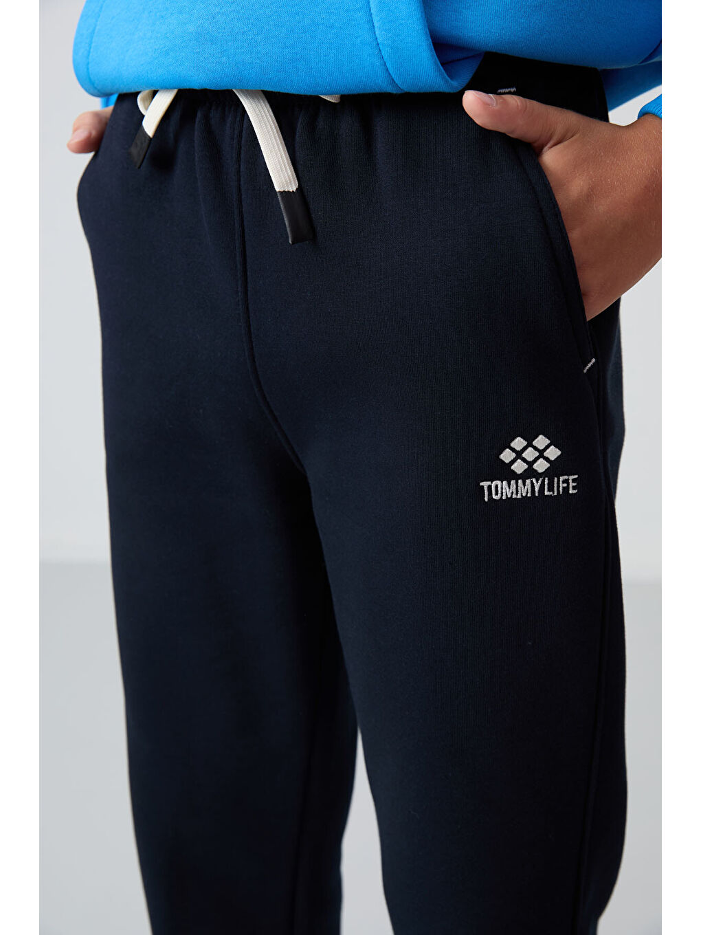 Lacivert Pamuklu Kalın İçi Tüylü Yumuşak Dokulu Standart Fit Baskılı Erkek Çocuk Eşofman Alt - 1122-5