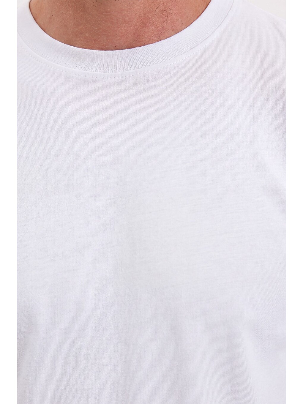 Erkek Loose Fit Rahat Kesim %100 Pamuk Kısa Kollu Beyaz Bisiklet Yaka Tişört-3