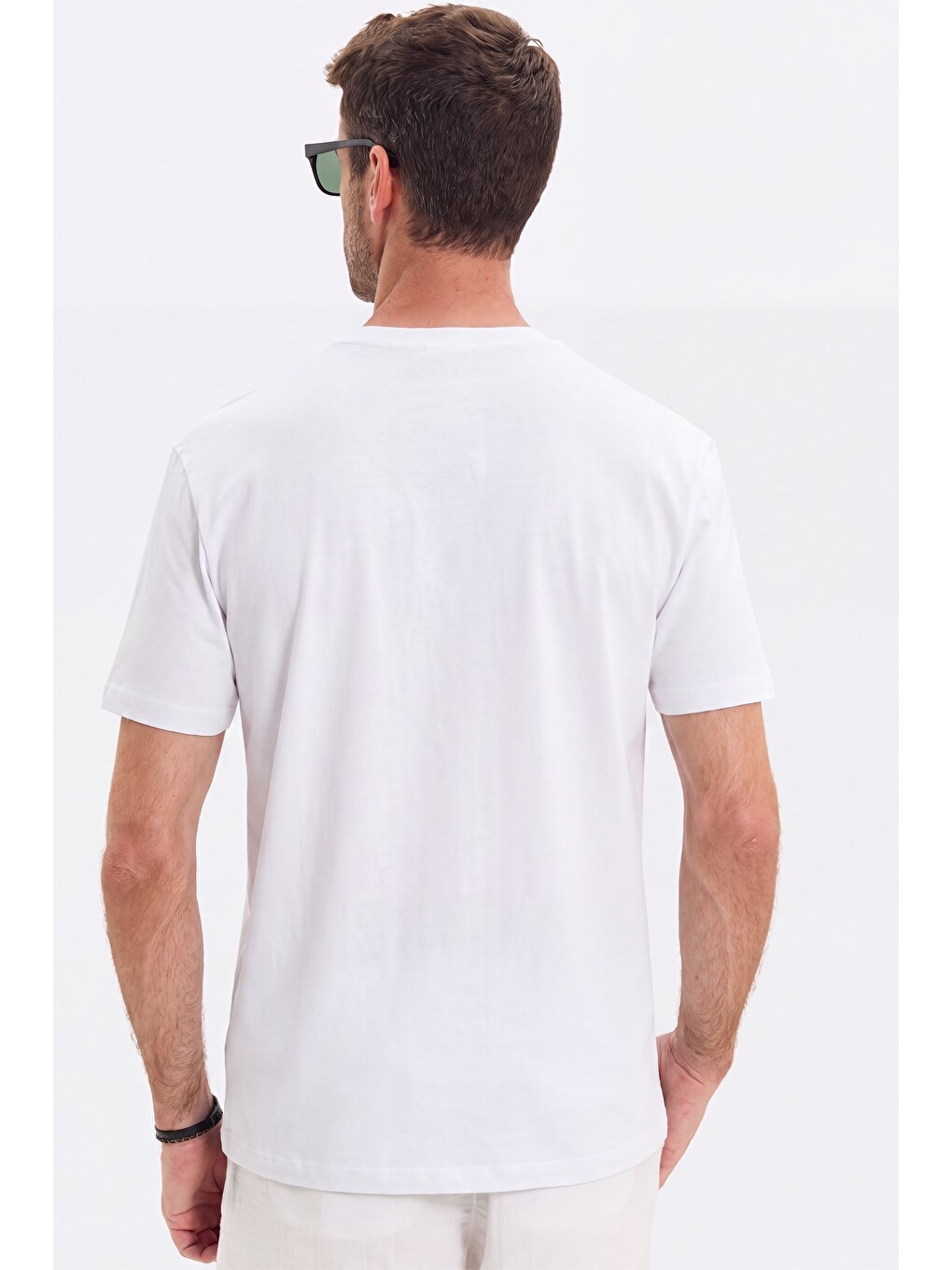Erkek Loose Fit Rahat Kesim %100 Pamuk Kısa Kollu Beyaz Bisiklet Yaka Tişört-5