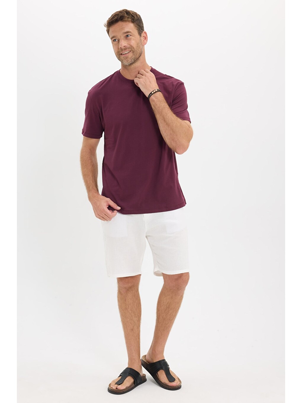 Erkek Loose Fit Rahat Kesim %100 Pamuk Yumuşak Dokulu Kısa Kollu Bordo Bisiklet Yaka Tişört-1