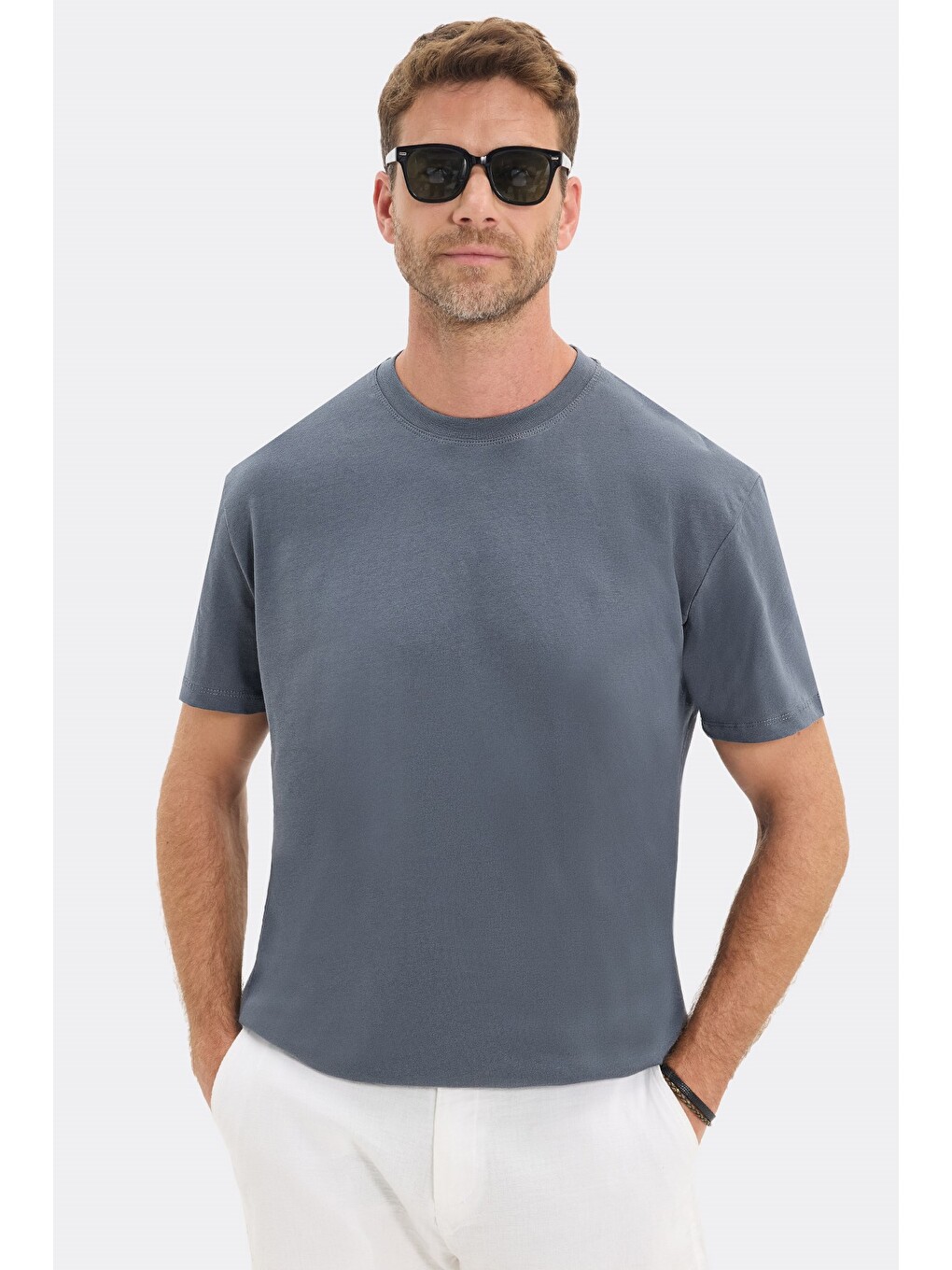 Erkek Loose Fit Rahat Kesim %100 Pamuk Yumuşak Dokulu Kısa Kollu Gri Bisiklet Yaka Tişört-3