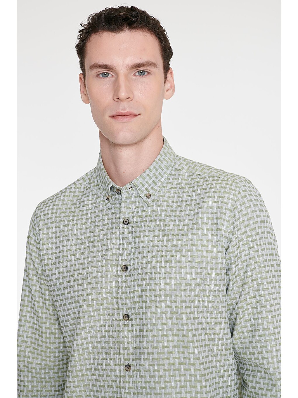 Erkek Yeşil %100 Pamuk Slim Fit Dar Kesim Düğmeli Yaka Armürlü Gömlek-4