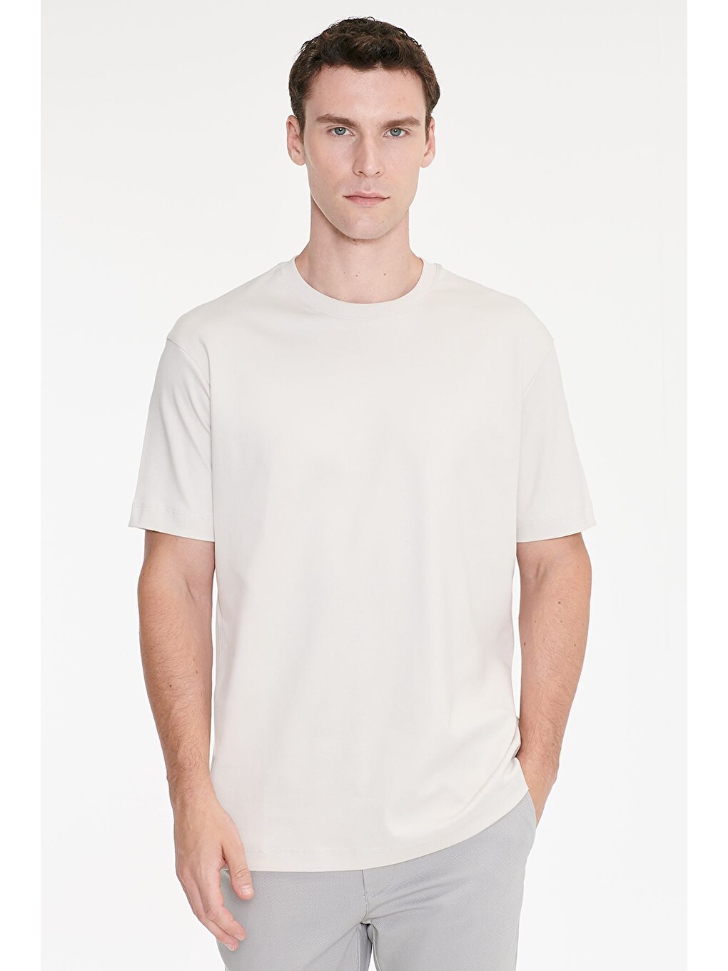 Bej Erkek Taş %100 Pamuk Modern Fit Normal Kesim Bisiklet Yaka Tişört