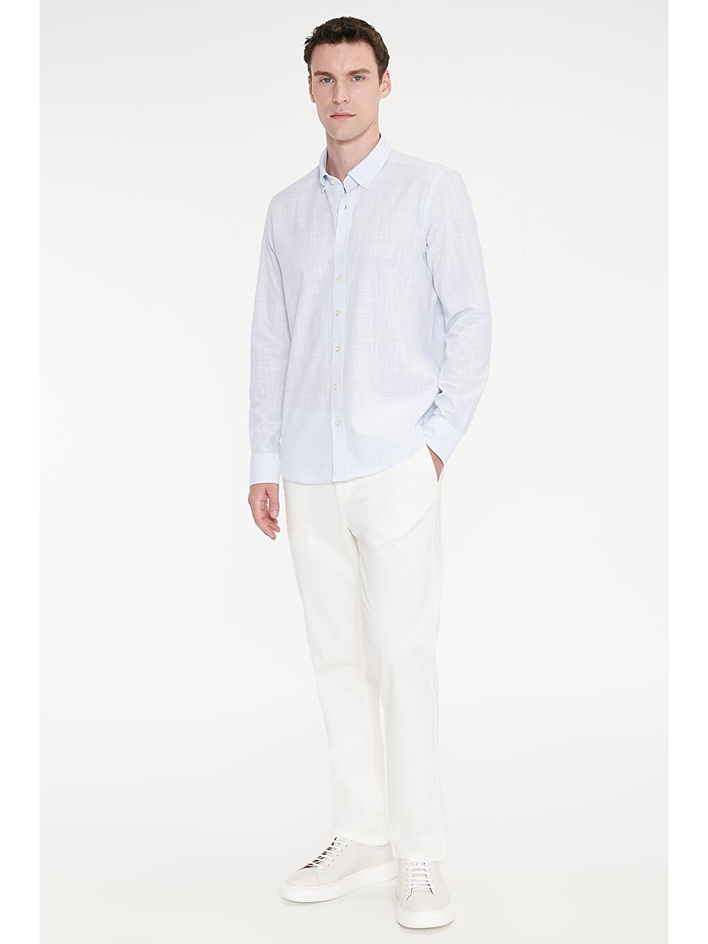 Erkek Mavi %100 Pamuk Slim Fit Dar Kesim Düğmeli Yaka Armürlü Flamlı Gömlek-1
