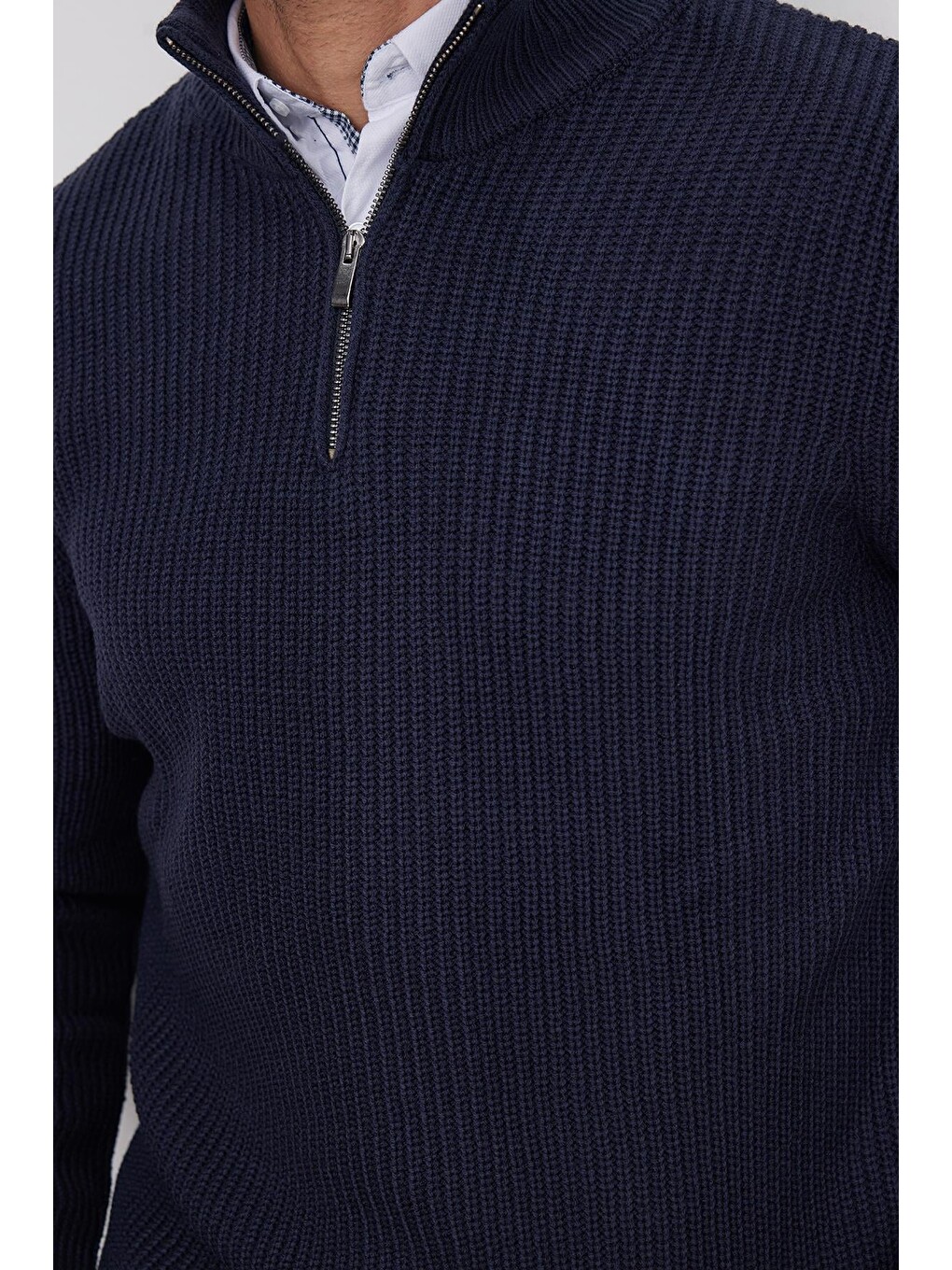 Erkek Slim Fit Dar Kesim Fermuarlı Lacivert Dik Yaka Triko Kazak-2