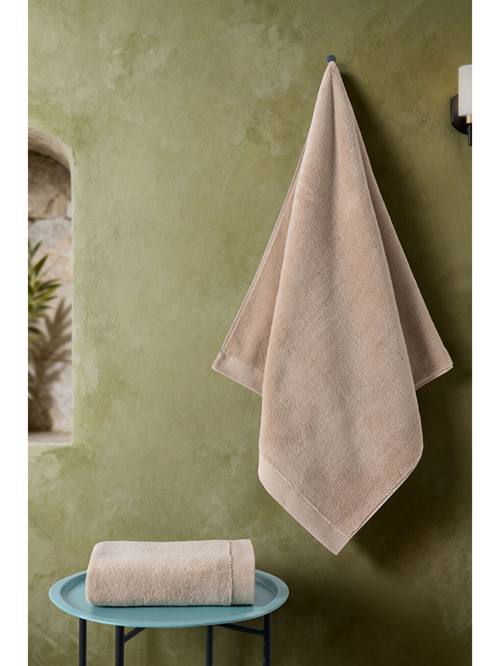 Bej Lord Serisi 2’li Microcotton Havlu Seti – 50x90 & 80x150 cm, 500 gsm