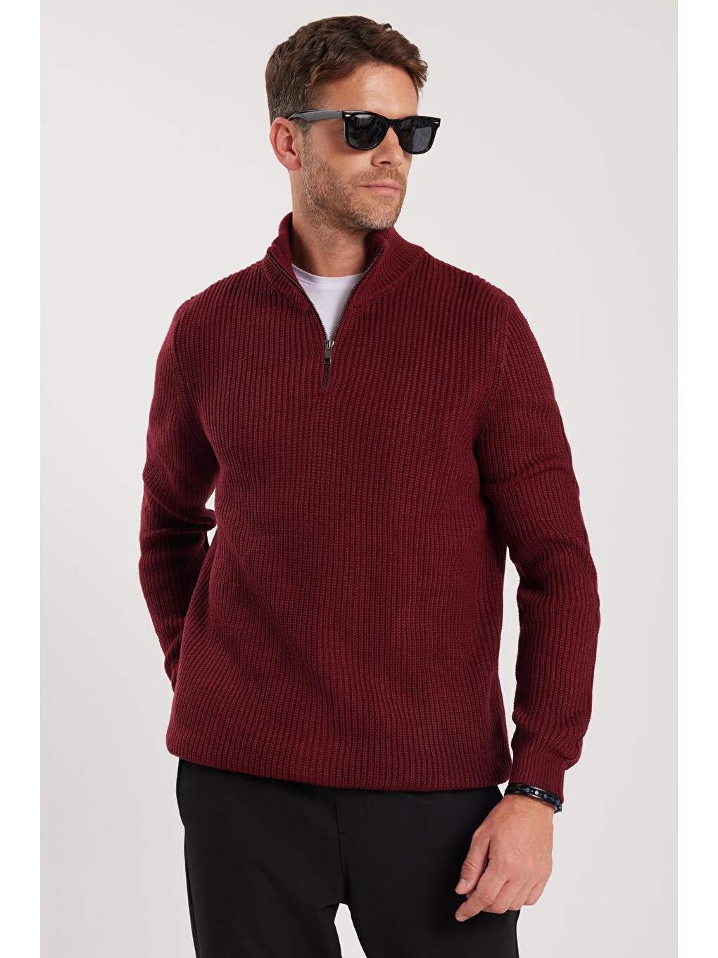 Erkek Slim Fit Dar Kesim Fermuarlı Bordo Dik Yaka Triko Kazak