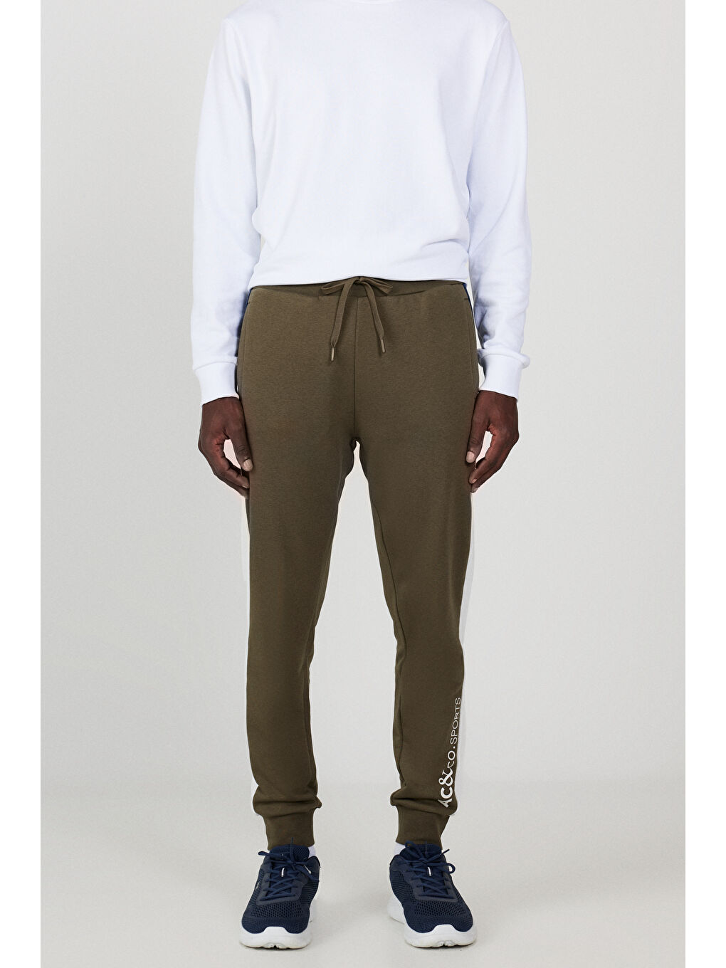 Erkek Haki Standart Fit Normal Kesim Pamuklu Jogger Eşofman Altı