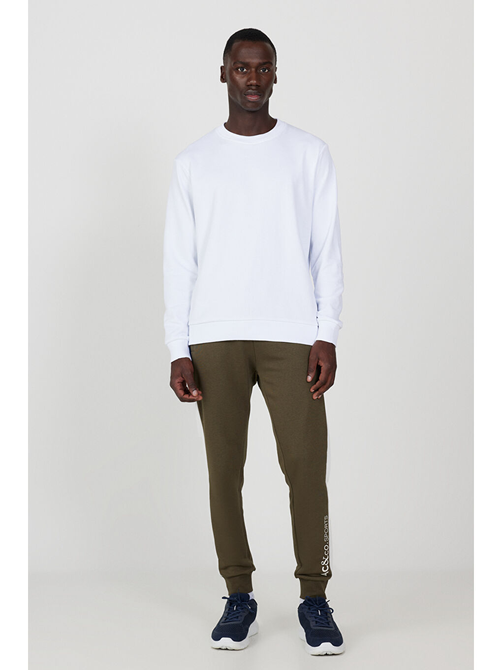 Erkek Haki Standart Fit Normal Kesim Pamuklu Jogger Eşofman Altı-1