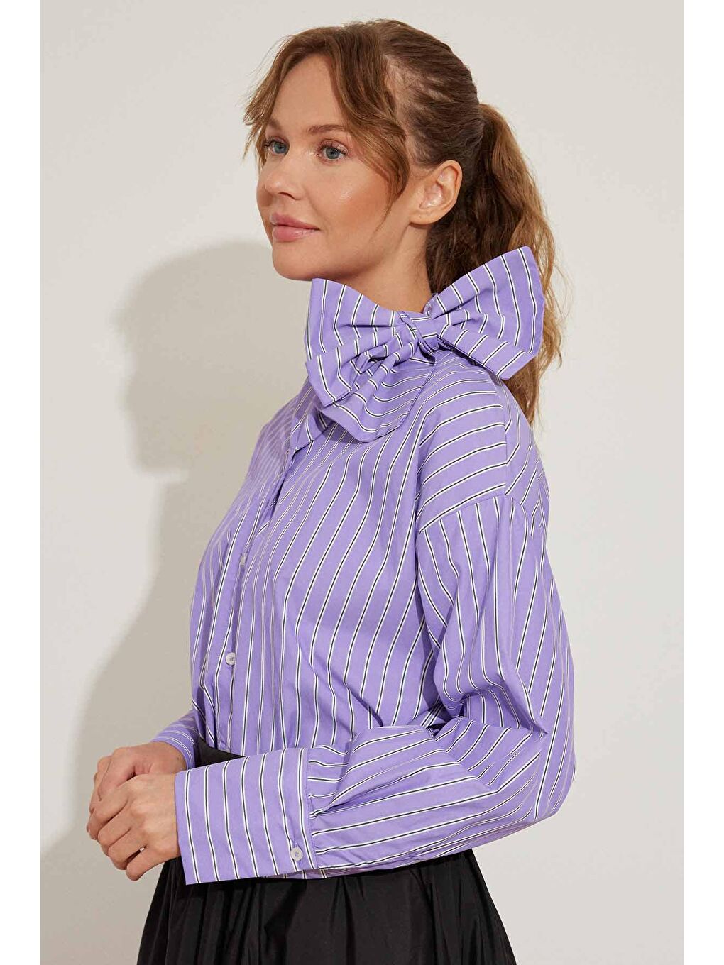 Fular Yaka Mor Gömlek-4