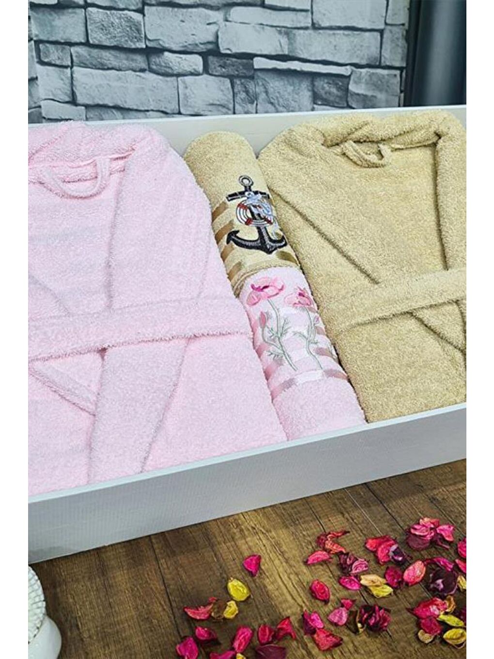 Karışık Çeyizlik Aile Bornoz Seti 4 Parça Pudra Cappucino