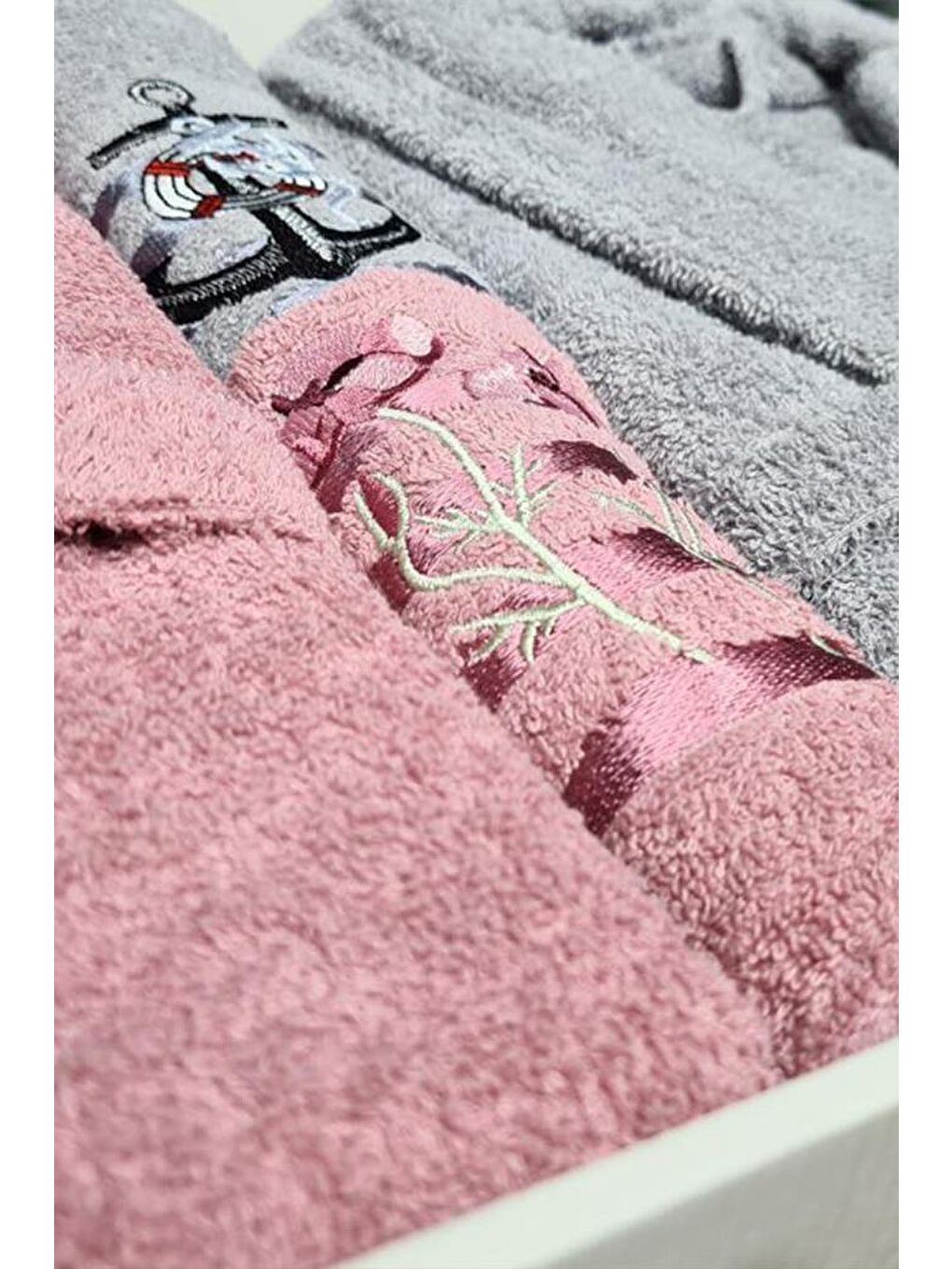 Karışık Çeyizlik Aile Bornoz Seti 4 Parça Gül Kurusu Gri-1