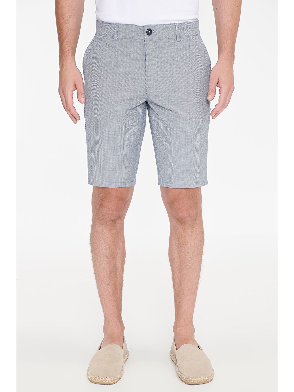 Erkek Lacivert Slim Fit Dar Kesim Yan Cepli Gofre Desenli Esnek Şort-1