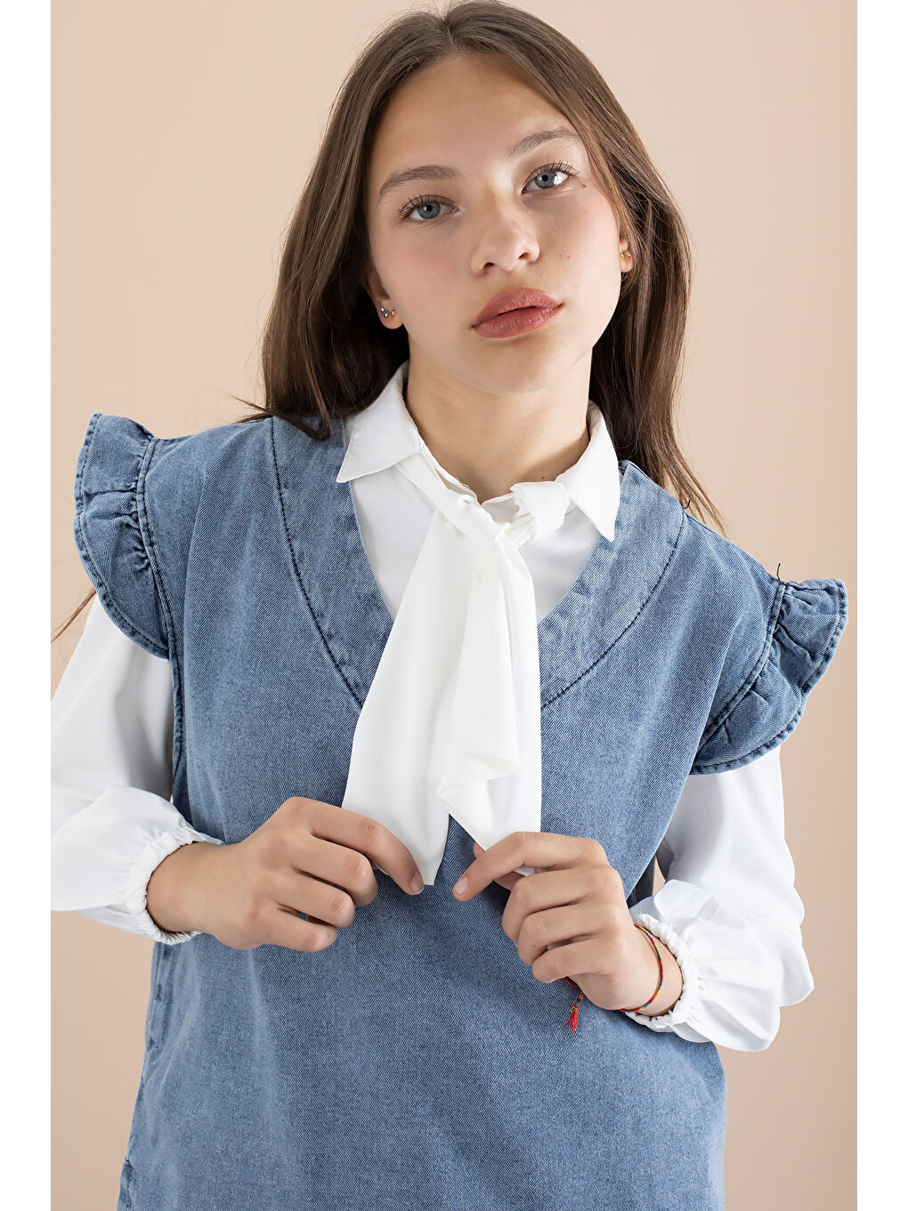 Mavi Kız Çocuk Fular Detaylı Beyaz Gömlekli Jean Takım 21097-1