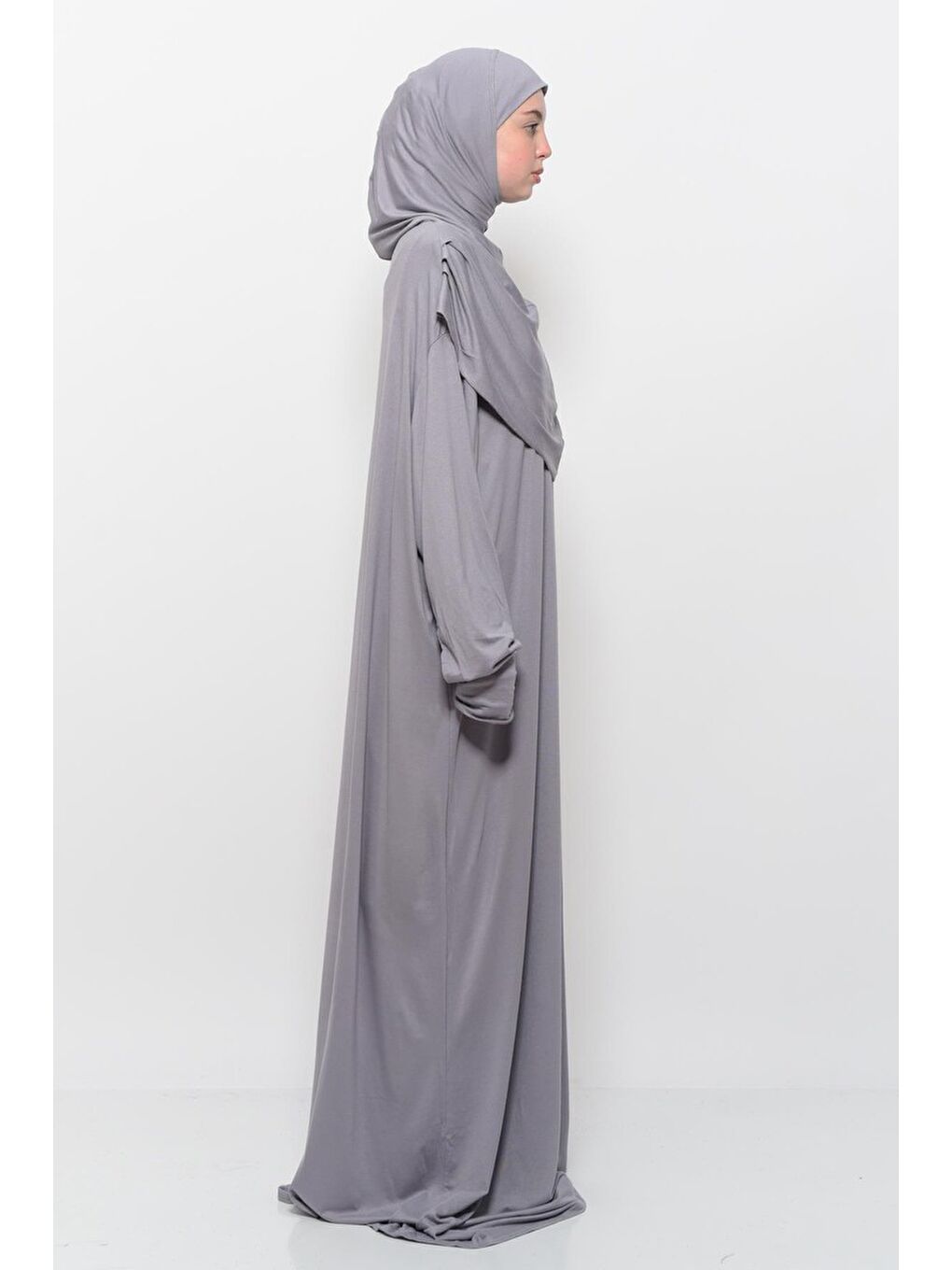 Gri Tek Parça Pamuklu Yarasa Kollu Tak Çıkar Başörtülü Organik Terletmez Namaz Elbisesi-2