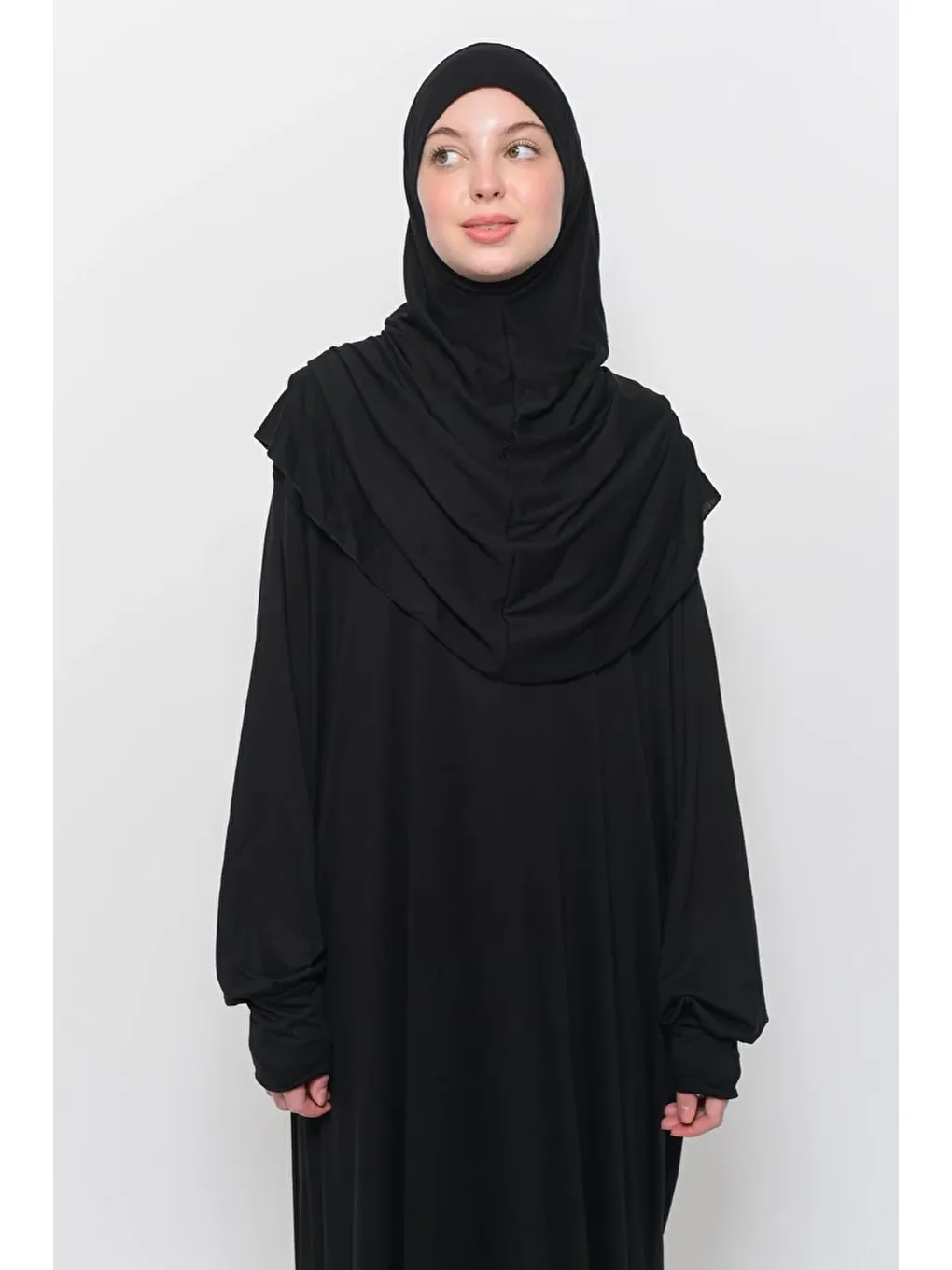 Siyah Tek Parça Pamuklu Yarasa Kollu Tak Çıkar Başörtülü Organik Terletmez Namaz Elbisesi-1