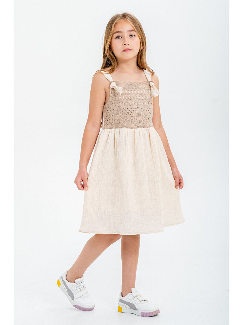 Gri Dantel Detaylı Müslin Kız Çocuk Elbise 21086