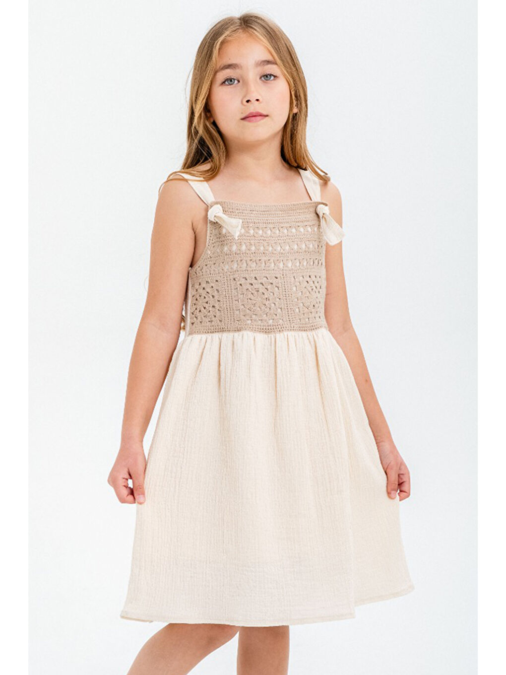 Gri Dantel Detaylı Müslin Kız Çocuk Elbise 21086-2