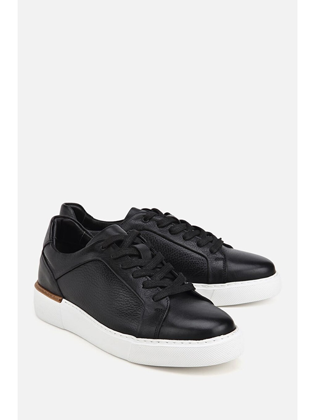 Erkek Siyah Bağcıklı Kalın Tabanlı Günlük Sneaker-1