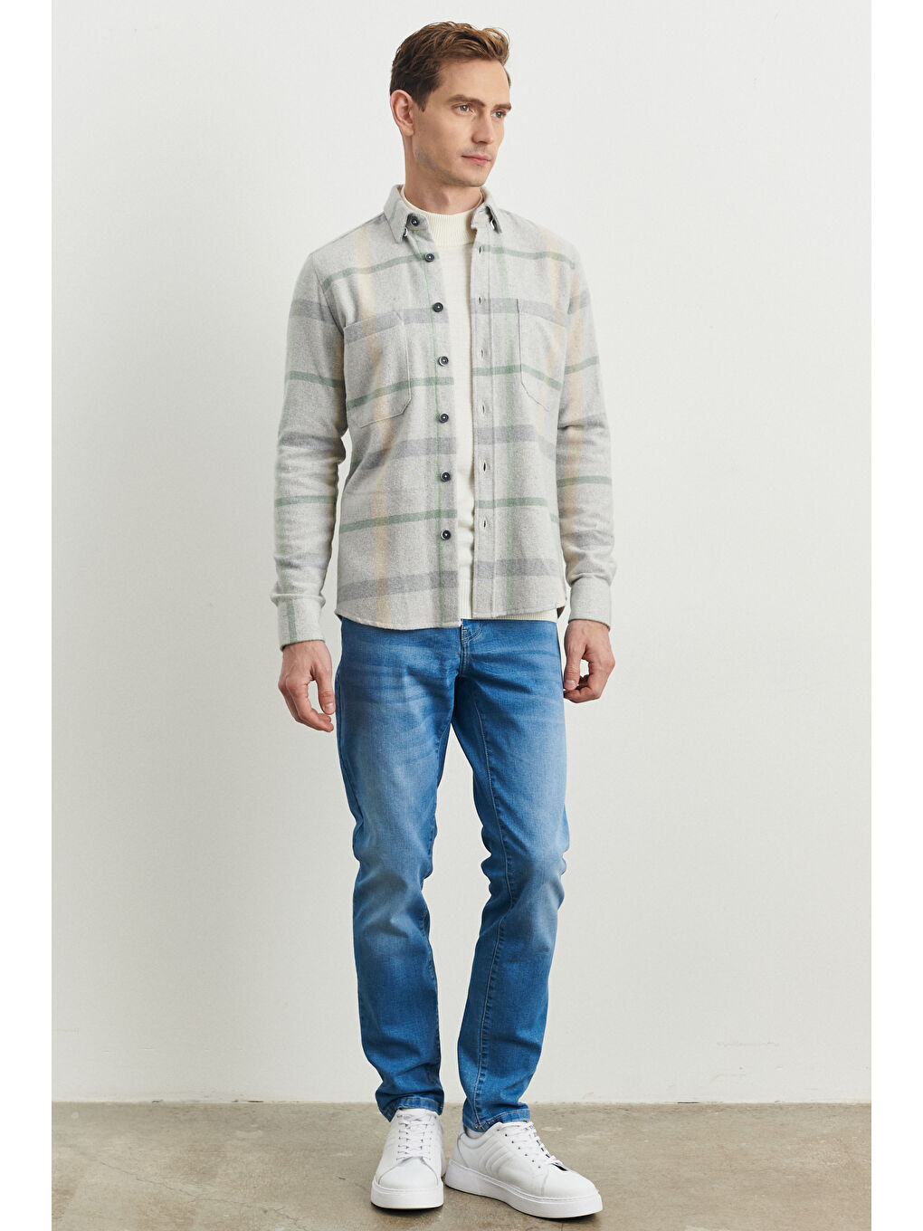 Erkek Gri-Yeşil  Fit Düğmeli Yaka Ekose Desenli Flanel Oduncu Gömlek-1