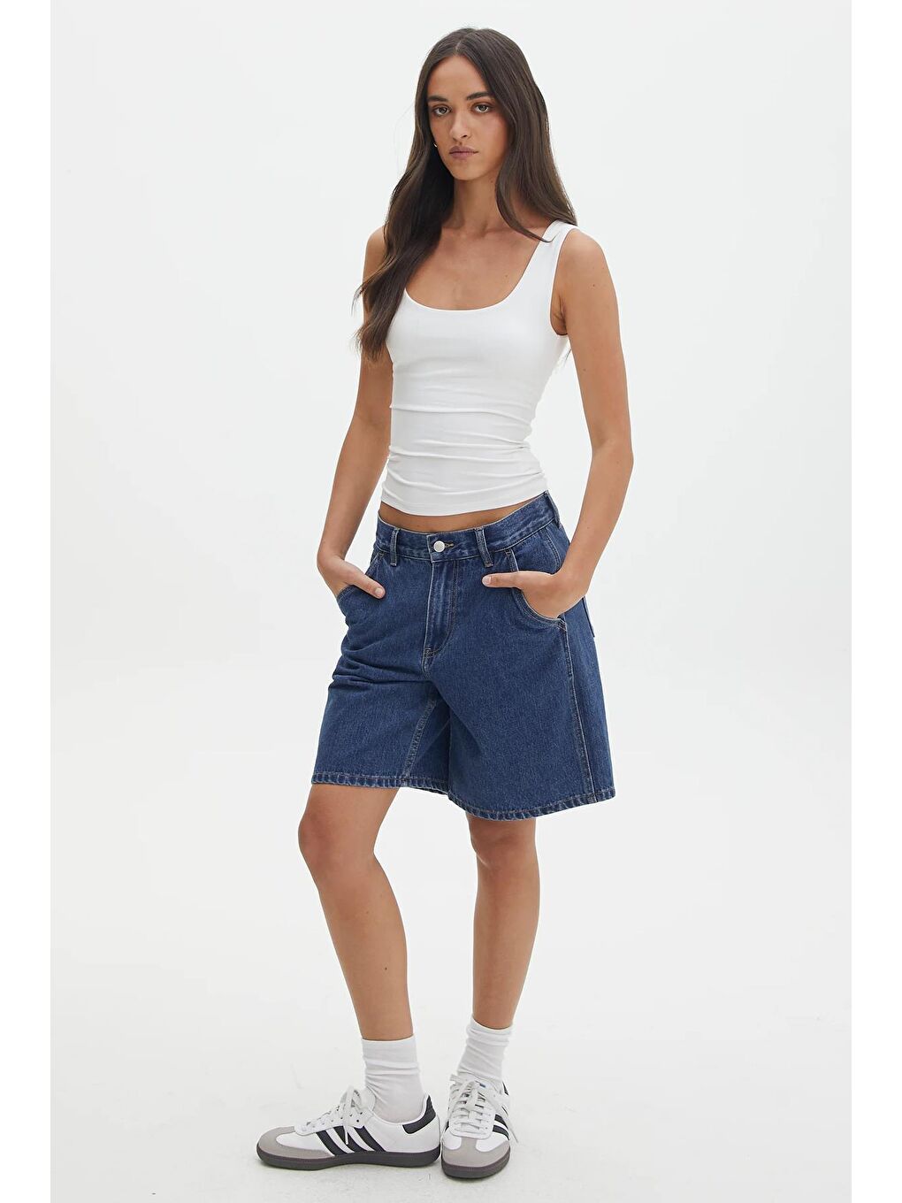 Beyaz Kalın Askılı Kadın Atlet-3