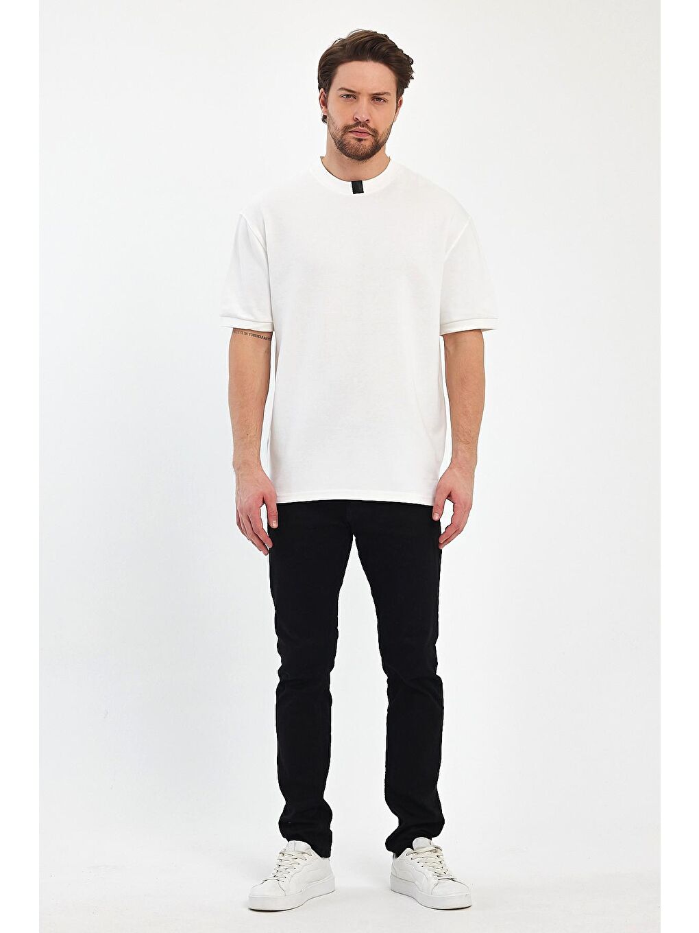 Beyaz Bisiklet Yaka Erkek Tişört 2772-4