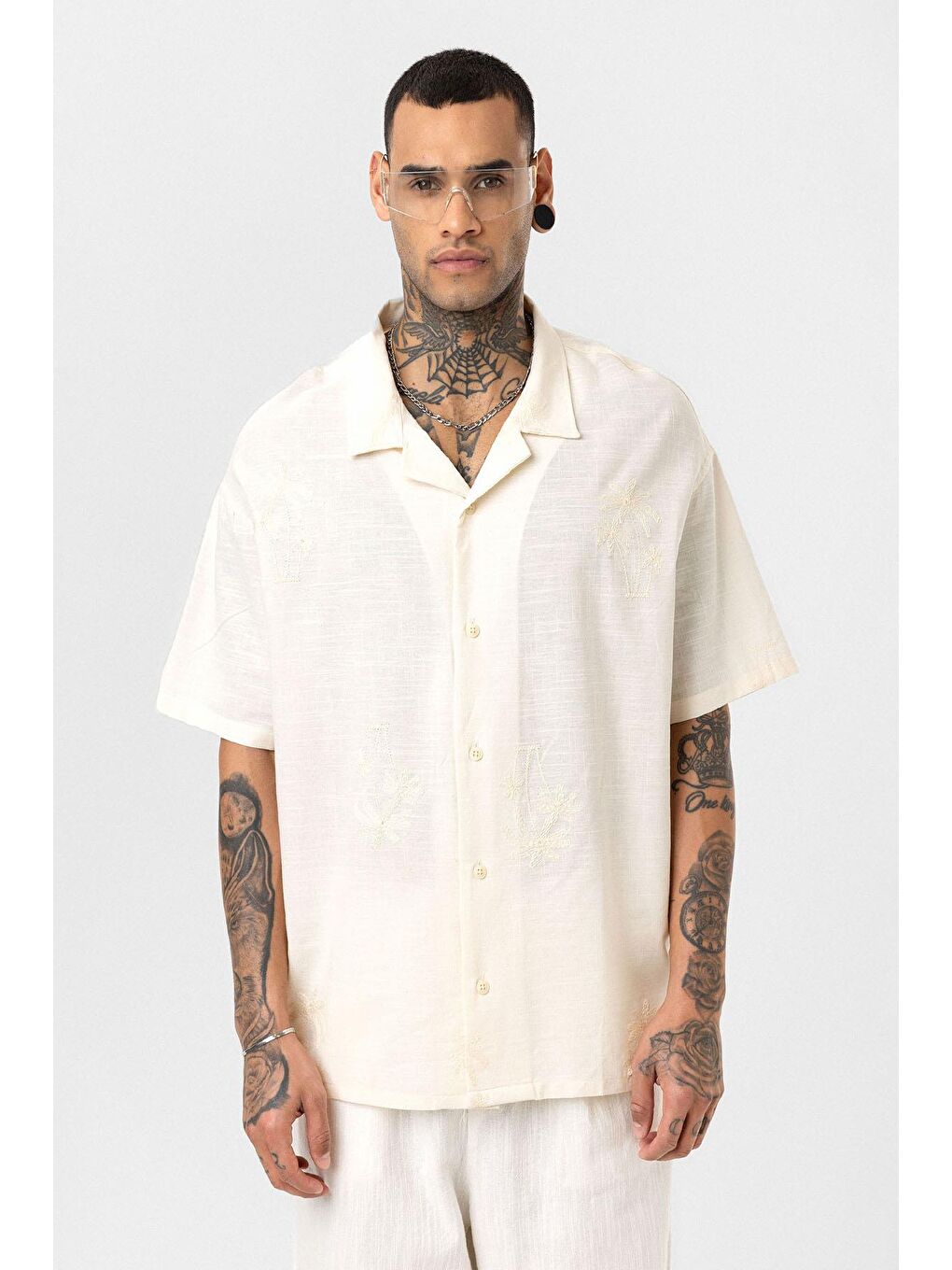 Bej Oversize Nakış Detaylı Kısa Kol Gömlek Naturel-2