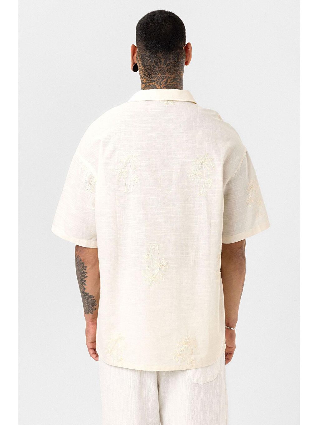 Bej Oversize Nakış Detaylı Kısa Kol Gömlek Naturel-4